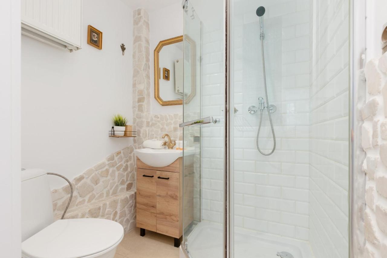 Bright Apartment Wola Near Metro Station By Noclegi Renters 바르샤바 외부 사진